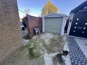 Photo 12- click for photo gallery